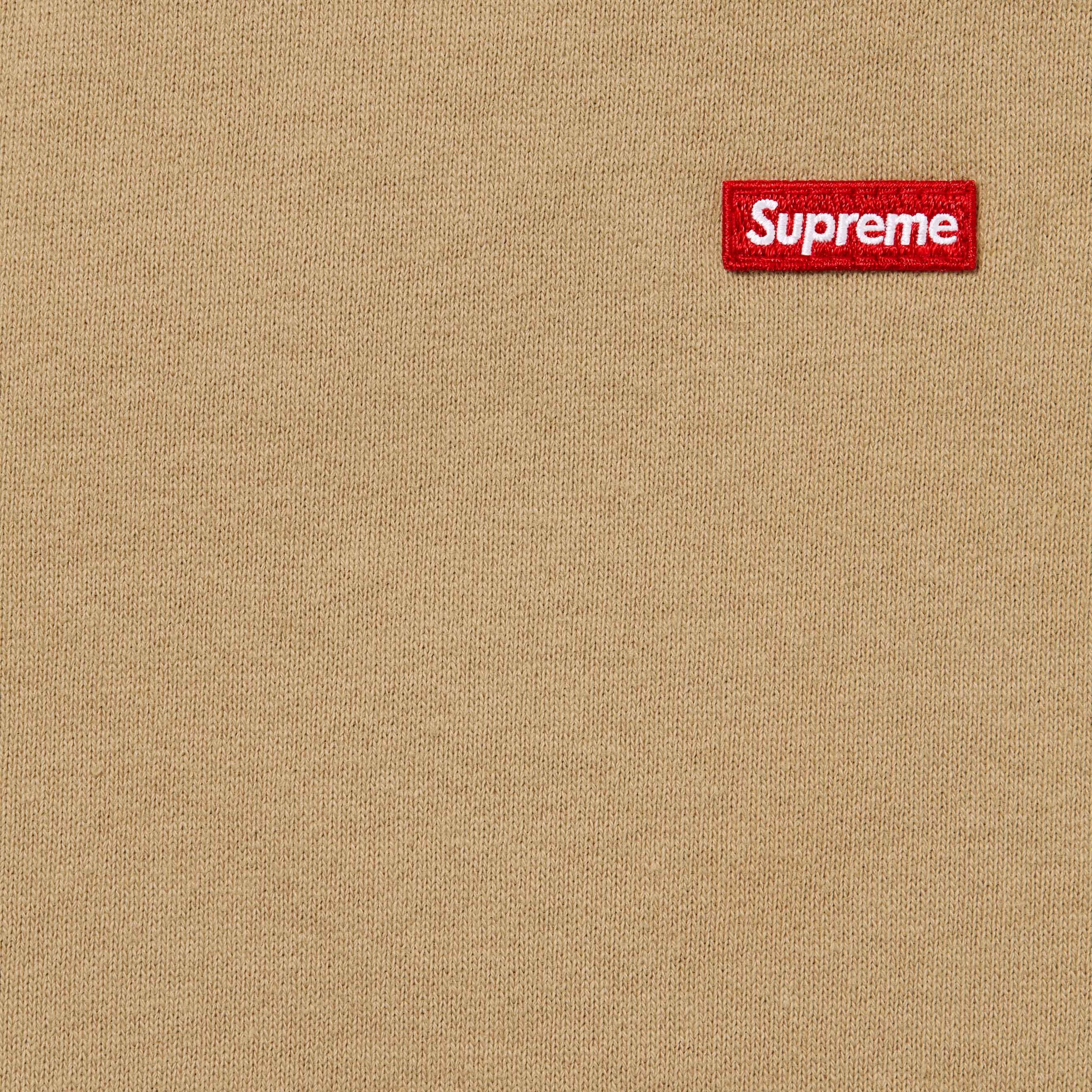 Small Box Sweatshort view 9